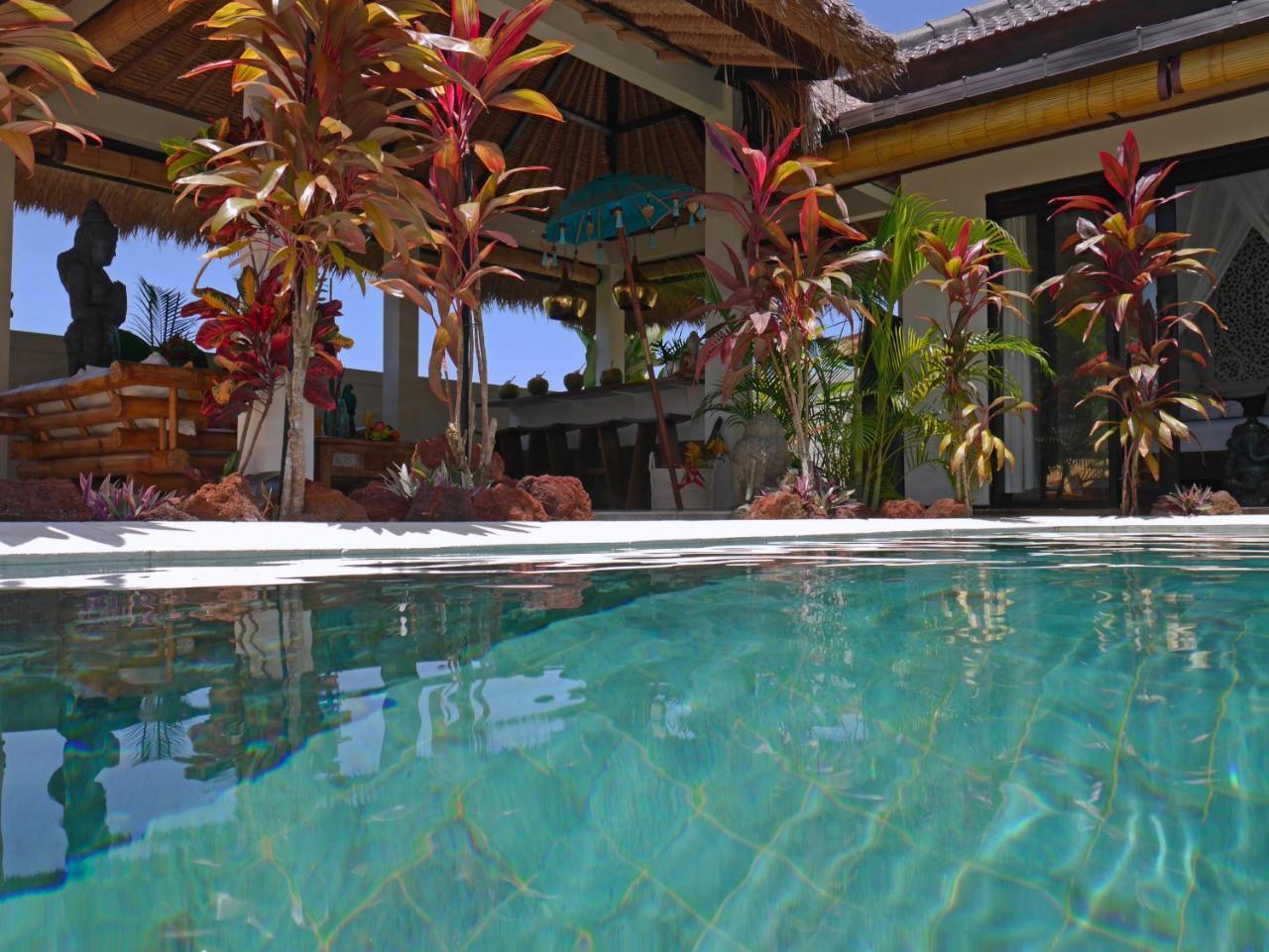 Hakuna Matata Bali Villas อูลูวาตู ภายนอก รูปภาพ